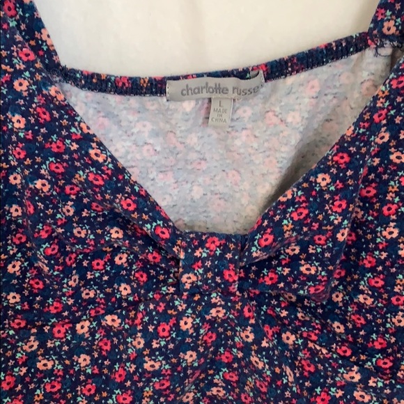Floral patterned crop top - Picture 4 of 5